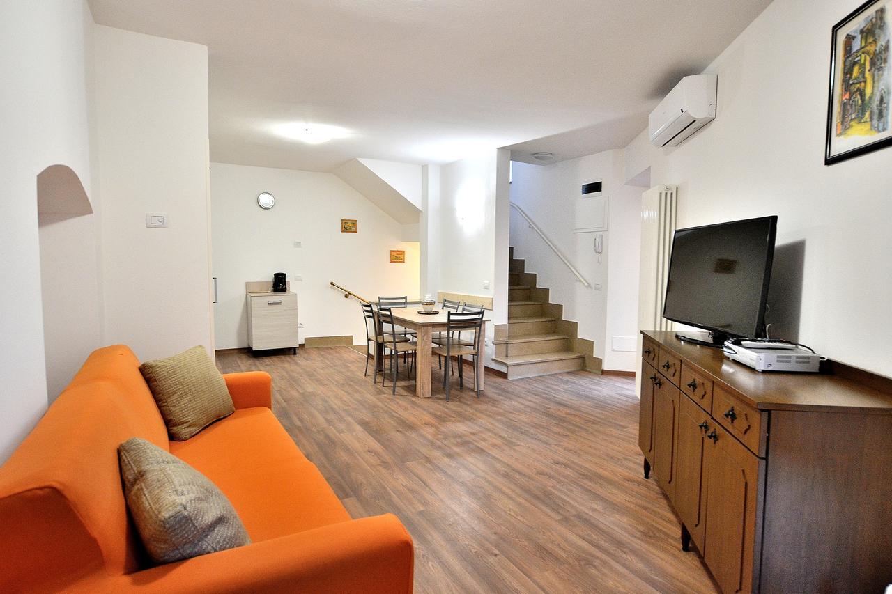 Apartment Del Pescatore Torri Del Benaco Exterior foto