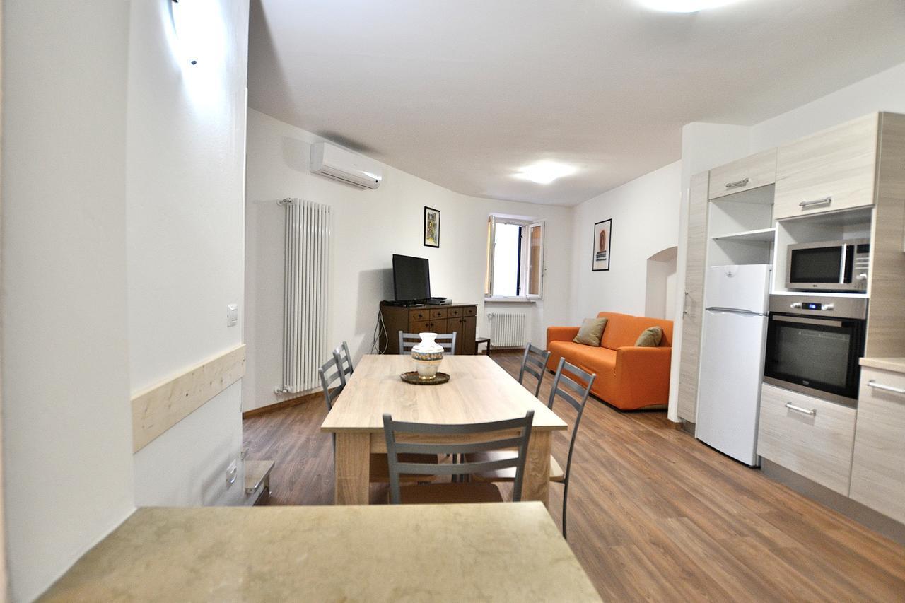 Apartment Del Pescatore Torri Del Benaco Exterior foto