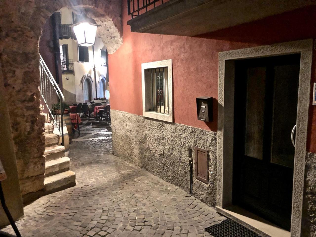 Apartment Del Pescatore Torri Del Benaco Exterior foto